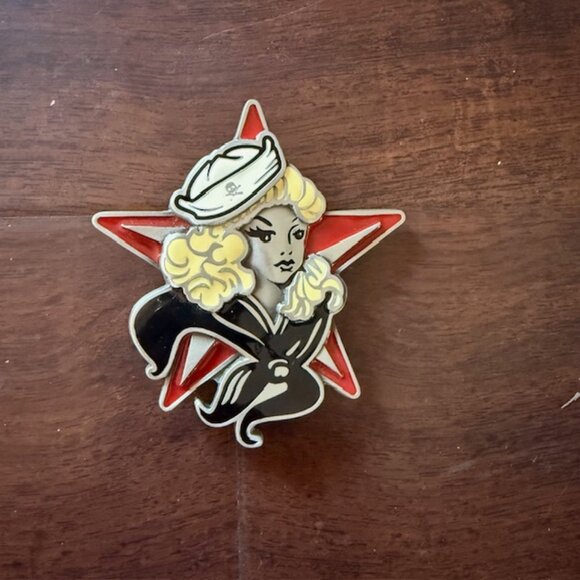 LUCKY 13 Apparel ENAMEL BELT BUCKLE BIKER BABE 2003 Sailor Chick - Picture 1 of 3